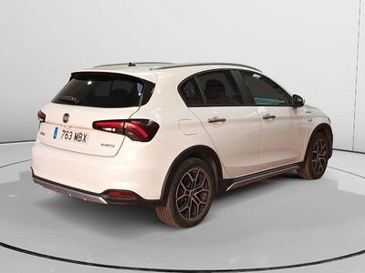 Usado Fiat Tipo Cross 131 CV (96 kW) 2022 Blanco Berlina