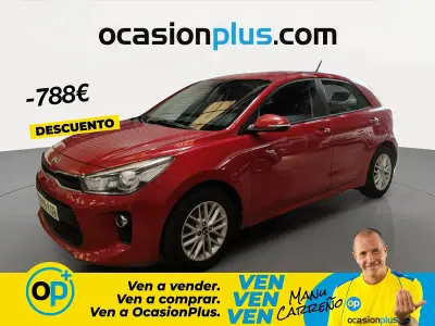 Usado Kia Rio 84 CV (61 kW) 2017 Rojo Berlina
