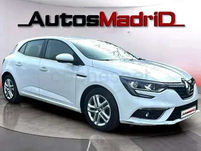 Usado Renault Mégane IV Life 115 CV (84 kW) 2020 Blanco Berlina