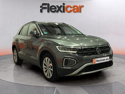 Gris Usado 2023 VW T-Roc Life SUV | 20.490 € (Buen precio)