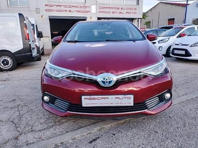Toyota Auris Hybrid