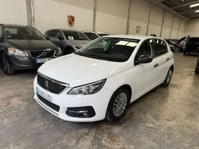 Usado Peugeot 308 Style 99 CV (72 kW) 2019 Blanco Utilitario