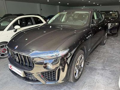 Usado Maserati Levante 430 CV (316 kW) 2018 Negro SUV