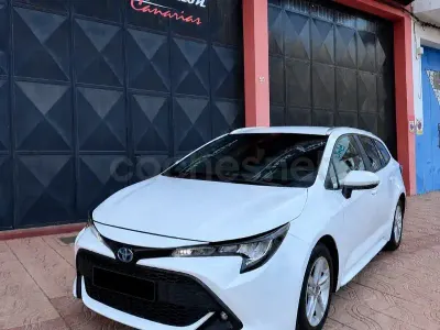 Begagnad Toyota Corolla Active 122 HK (89 kW) 2022 Vit Kombi