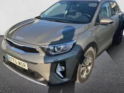 Usado Kia Stonic 120 CV (88 kW) 2023 SUV