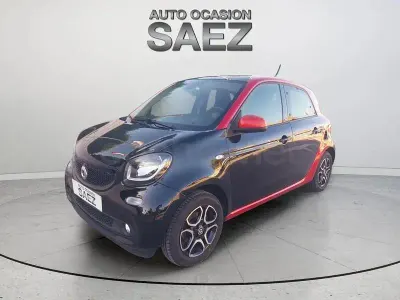 Usado Smart ForFour Prime 90 CV (66 kW) 2016 Negro Utilitario
