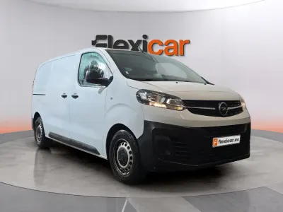 Usado Opel Vivaro-e Combi 102 CV (75 kW) 2023 Blanco Monovolumen
