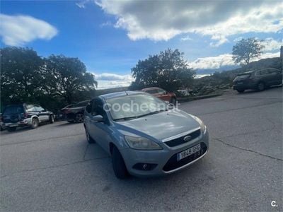 Usado Ford Focus Trend 100 CV (73 kW) 2008 Azul Berlina
