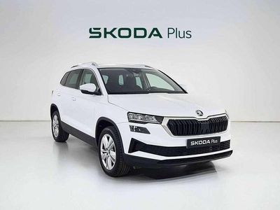 Usado Skoda Karoq Selection 150 CV (110 kW) 2025 Blanco SUV