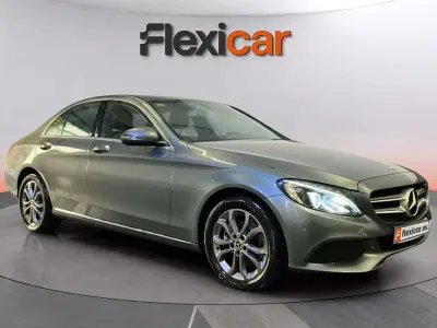 Usado Mercedes C220 170 CV (125 kW) 2018 Gris Berlina