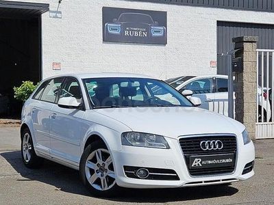 Usado Audi A3 Attraction 105 CV (77 kW) 2012 Blanco Utilitario