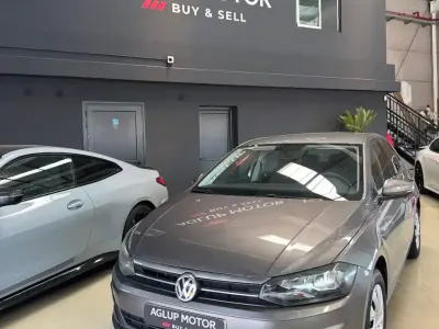 Używany VW Polo Advance 95 KM (69 kW) 2018 Szary Hatchback