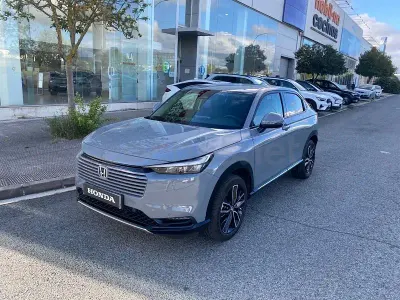 Usado Honda HR-V Advance 131 CV (96 kW) 2025 Gris / plata SUV