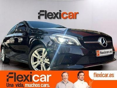 Käytetty Mercedes A180 Urban 122 HP (89 kW) 2017 Musta