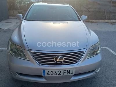 Usado Lexus LS460 President Line 380 CV (279 kW) 2007 Gris / plata Berlina