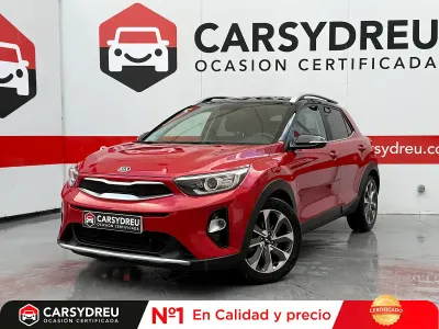 Usado Kia Stonic 101 HP (74 kW) 2020 Vermelho SUV