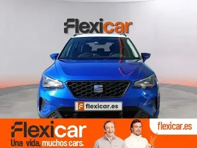 Usado Seat Arona Style 110 CV (80 kW) 2023 Azul SUV