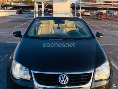 Usado VW Eos 122 CV (89 kW) 2008 Negro Descapotable