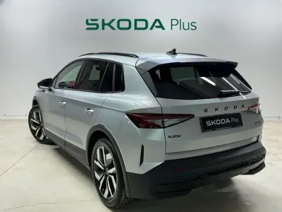 Usado Skoda Elroq SportLine 150 kW (204 CV) 2026 Gris plata SUV