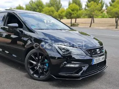 Usado Seat Leon ST FR 150 CV (110 kW) 2020 Negro Familiar