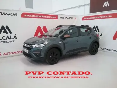 Usado Dacia Sandero Extreme 101 CV (74 kW) 2025 Verde Utilitario