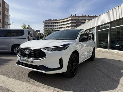 Ny Ford Kuga ST-Line X 243 HK (178 kW) 2026 Vit SUV