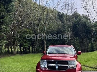 Usado Dodge Nitro SXT 177 CV (130 kW) 2010 Granate SUV