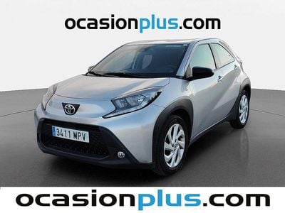 Usado Toyota Aygo X Play 72 CV (52 kW) 2024 Gris SUV