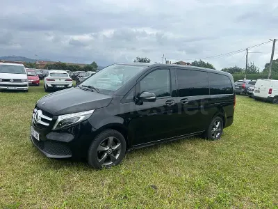 Usado Mercedes V220 Avantgarde 163 CV (119 kW) 2021 Negro Monovolumen