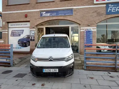 Usado Citroën e-Berlingo Live 102 CV (75 kW) 2021 Blanco Monovolumen