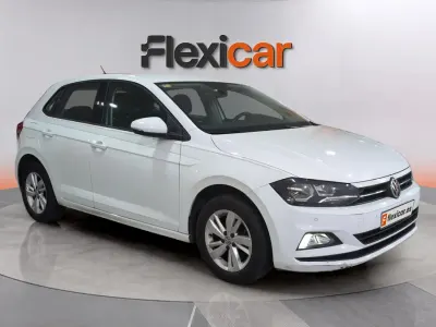 Usado VW Polo Advance 80 CV (58 kW) 2019 Blanco Utilitario