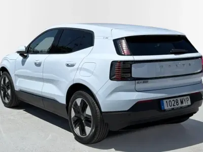 Usado Volvo EX30 Core 200 kW (272 CV) 2025 SUV