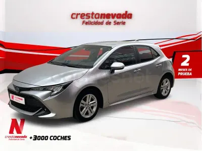 Usado Toyota Corolla Active 122 CV (89 kW) 2022 Gris / plata Berlina