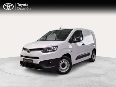 Usado Toyota Proace City City 101 CV (74 kW) 2023 Blanco Monovolumen