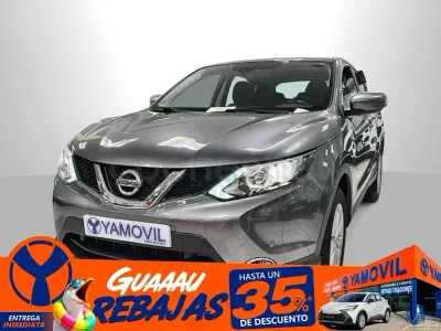 Usado Nissan Qashqai Acenta 110 CV (80 kW) 2015 Gris / plata SUV