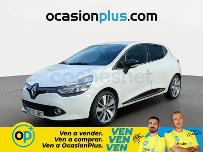 Usado Renault Clio IV 90 CV (66 kW) 2014 Blanco Berlina