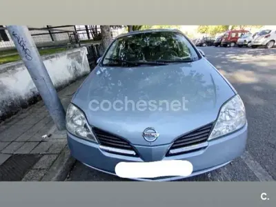 Usado Nissan Primera Acenta 120 CV (88 kW) 2005 Gris / plata Berlina