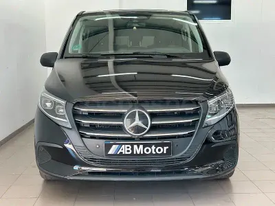 Usado Mercedes Vito 136 CV (100 kW) 2025 Negro Van