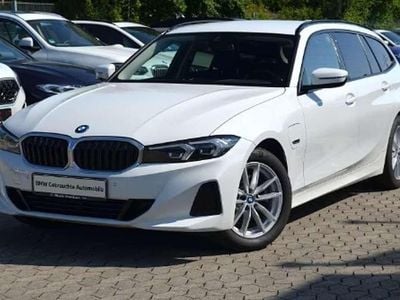 Usado BMW 330e 292 CV (214 kW) 2024 Blanco Familiar
