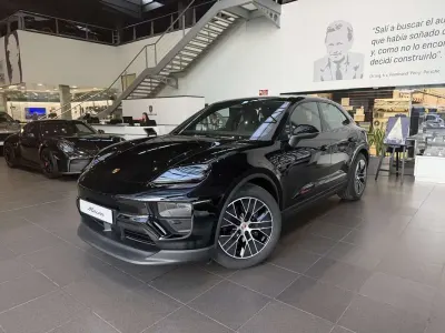 Nuevo Porsche Macan 300 kW (408 CV) 2026 Negro SUV