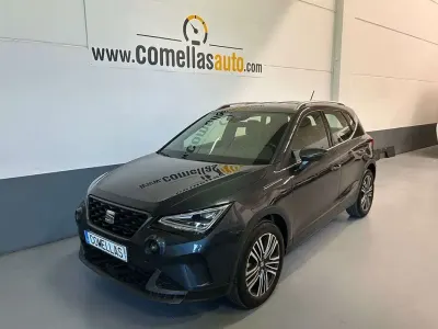 Usado Seat Arona FR 114 CV (83 kW) 2025 Gris SUV