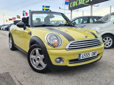 Occasion Mini Cooper Cabriolet 120 PK (88 kW) 2009 Geel Cabriolet