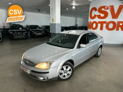 Usado Ford Mondeo Futura 131 CV (96 kW) 2004 Otro Berlina