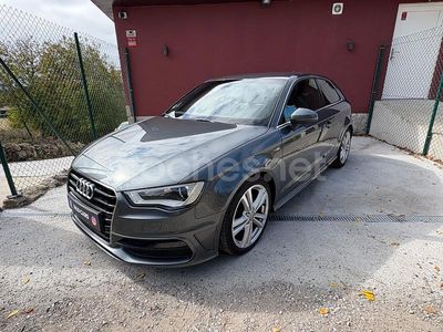 Gris / plata Usado 2014 Audi A3 S-Line Berlina | 12.500 € (Precio justo)