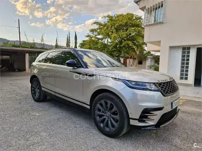 Usado Land Rover Range Rover Velar R-Dynamic 240 CV (176 kW) 2017 Gris / plata SUV