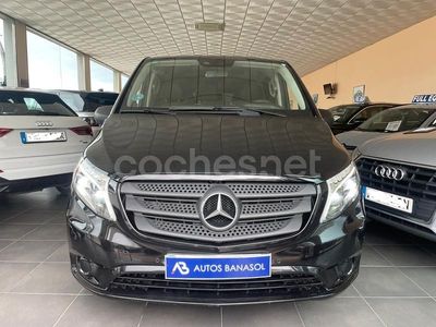 Mercedes V220