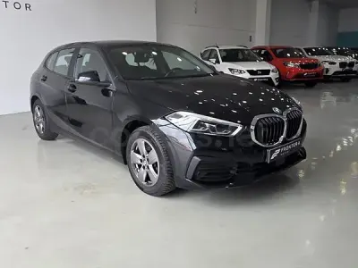 Usado BMW 116 116 CV (85 kW) 2021 Negro Utilitario