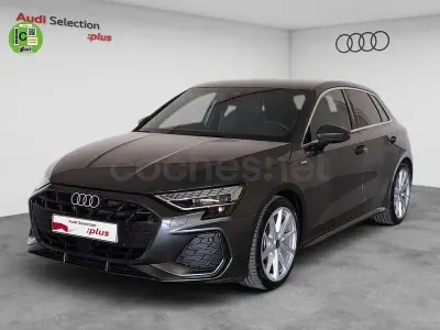 Usado Audi A3 S-Line 150 CV (110 kW) 2025 Gris / plata Berlina