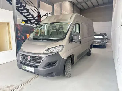 Usado Fiat Ducato 159 CV (116 kW) 2020 Beige Van