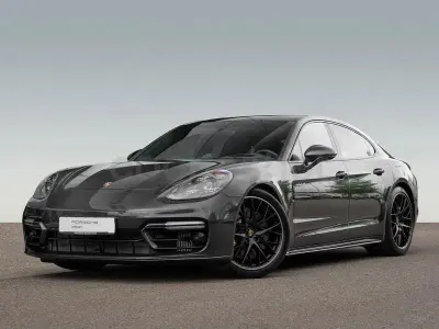 Usado Porsche Panamera 4S 560 CV (411 kW) 2021 Gris / plata Berlina